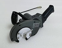 严格的技术要求